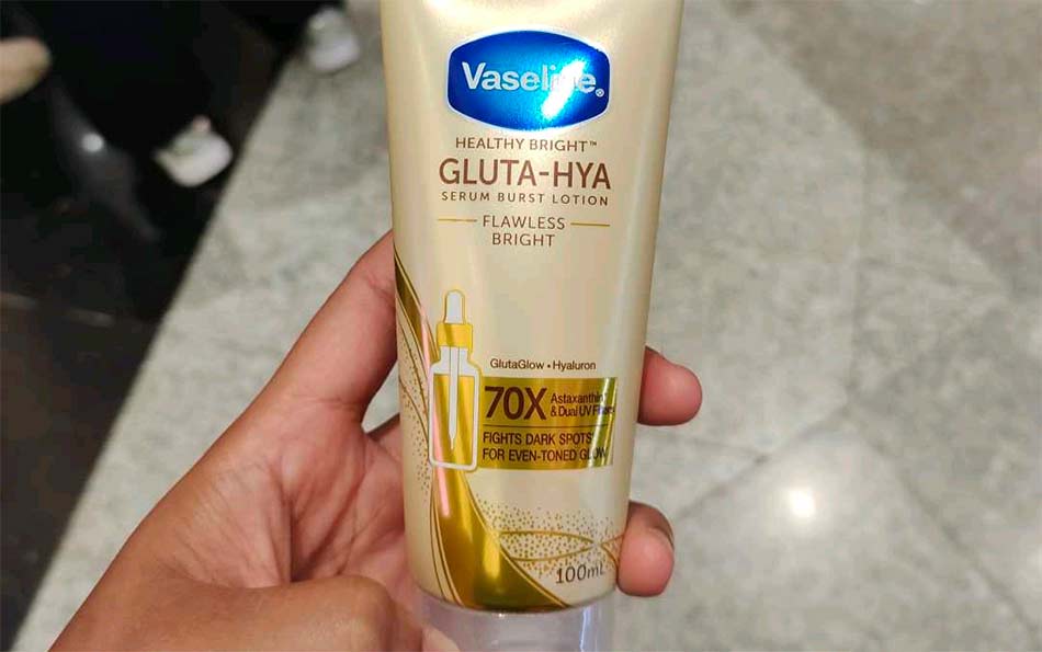 Perbedaan Vaseline Gluta Hya Pink dan Gold